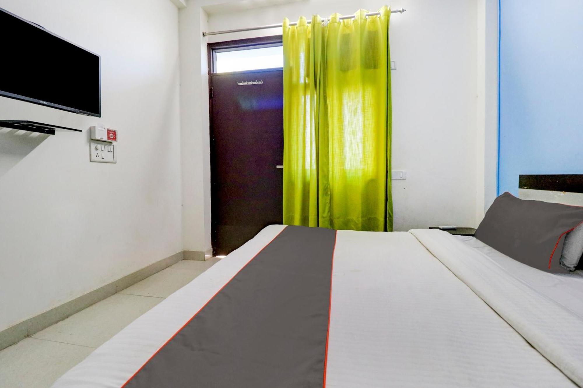 Hotel O Urban Wings New Delhi Ngoại thất bức ảnh