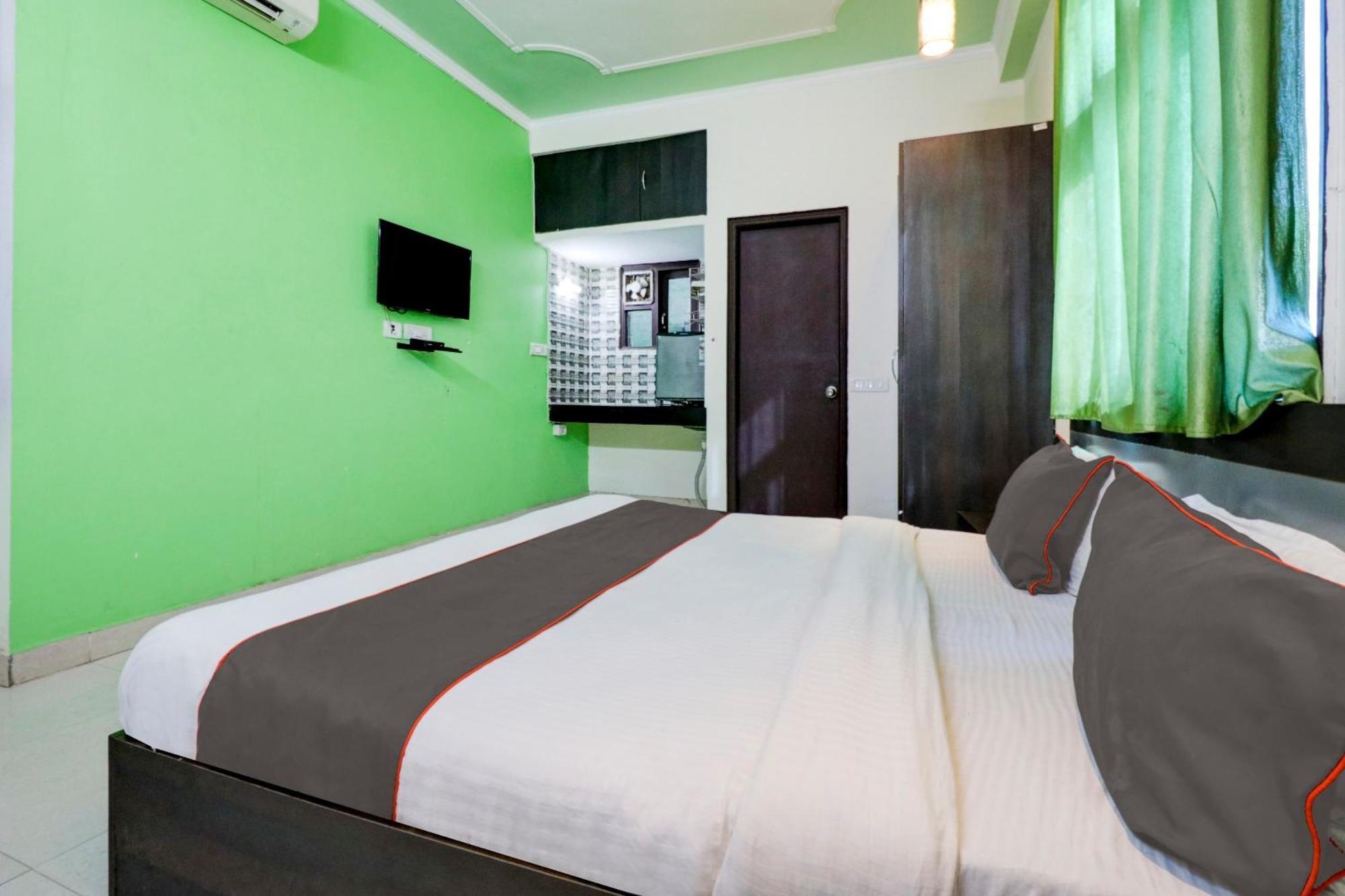 Hotel O Urban Wings New Delhi Ngoại thất bức ảnh